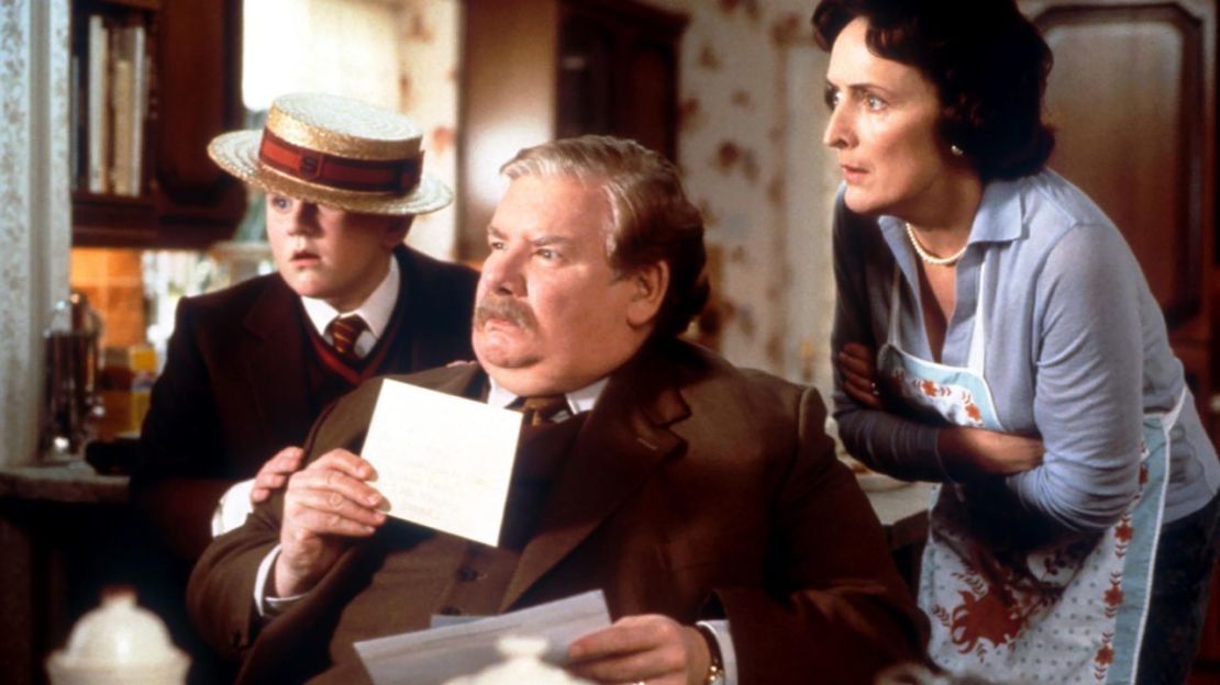 Harry Melling as Dudley Dursley, Richard Griffith as Vernon Dursley and Fiona Shaw as Petunia Dursley 