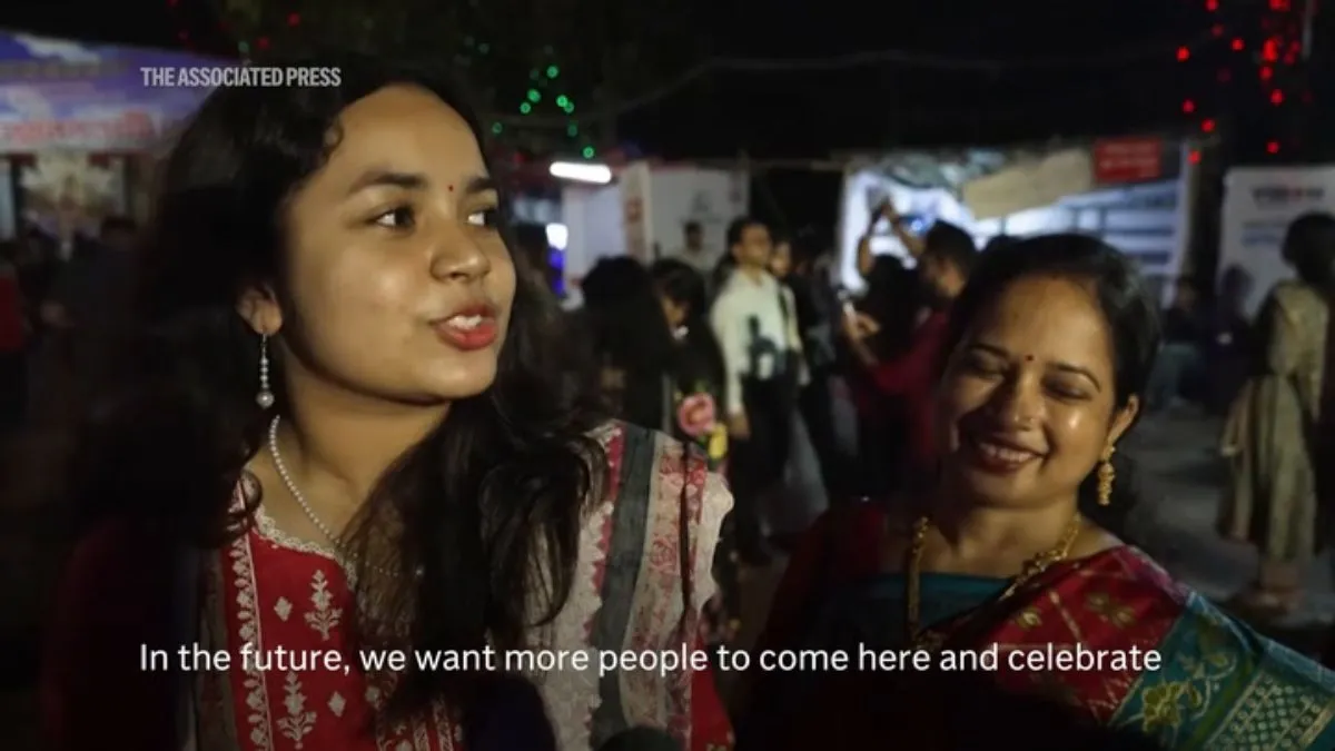 Durga Puja, Bangladesh. - India Hindi TV